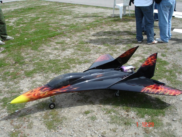 Download B06000400 (640Wx480H)